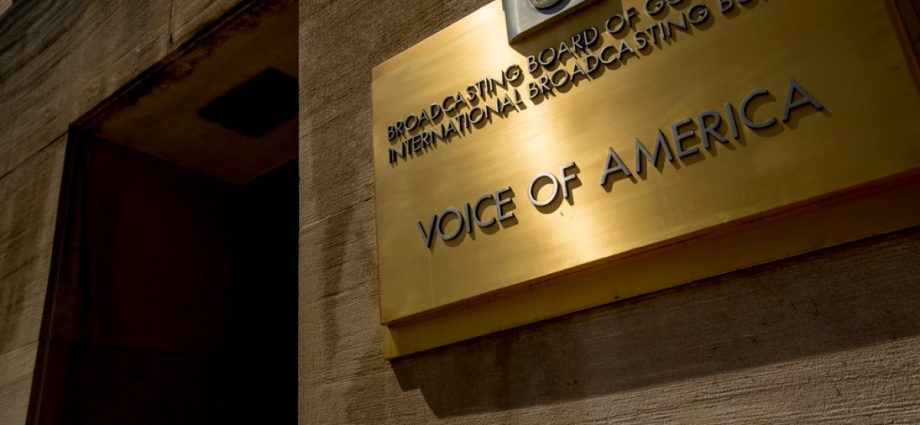 us-judge-blocks-the-traitor’s-effort-to-shutter-international-news-service