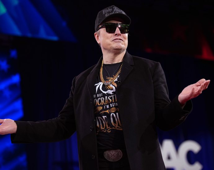“day-or-two-per-week”:-musk-promises-decreased-time-at-doge-as-tesla-profits-plummet