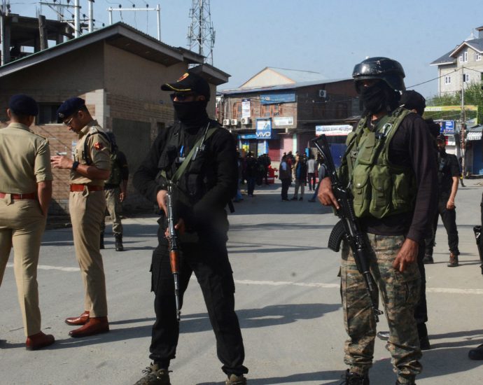 videos-capture-deadly-attack-in-indian-administered-kashmir