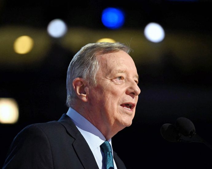 longtime-democratic-sen.-dick-durbin-will-not-seek-re-election-in-2026
