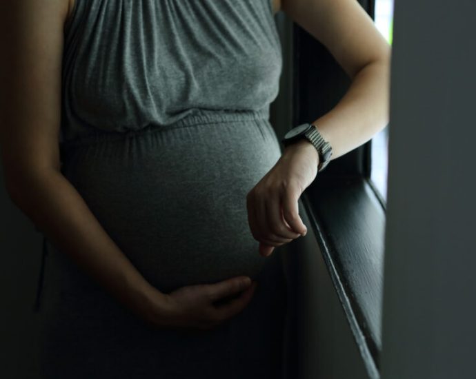 report:-people-are-twice-as-likely-to-die-during-pregnancy-in-abortion-ban-states