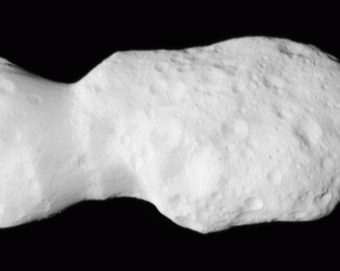 NASA’s Lucy spacecraft snaps first close-ups of weird peanut-shaped asteroid