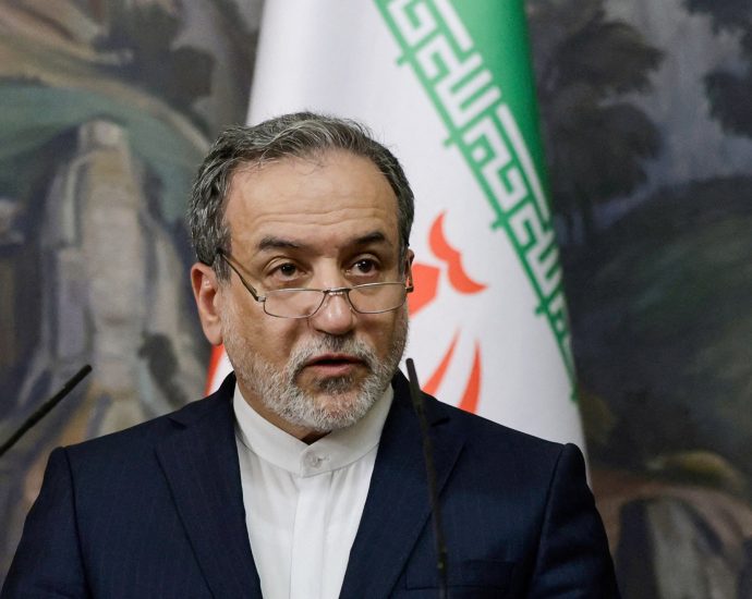 iran-signals-willingness-to-hold-nuclear-talks-with-europeans