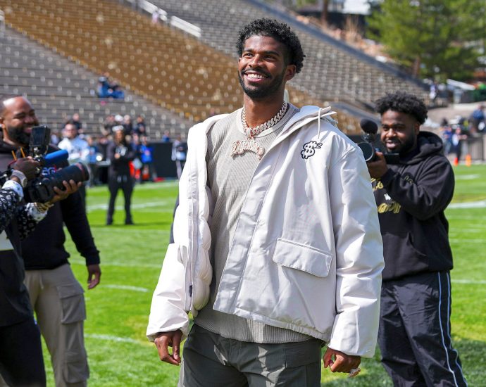 shedeur-sanders-selected-by-cleveland-browns-after-falling-to-fifth-round-of-nfl-draft