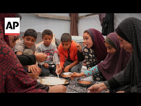 palestinian-families-struggle-to-feed-their-children-under-israel’s-gaza-blockade