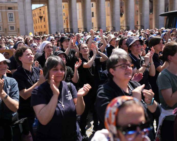 pope-francis-laid-to-rest-in-rome-after-funeral-attended-by-thousands