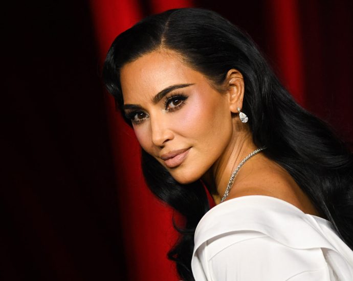 kim-kardashian-heist-trial-set-to-start-in-paris-with-jury-selection