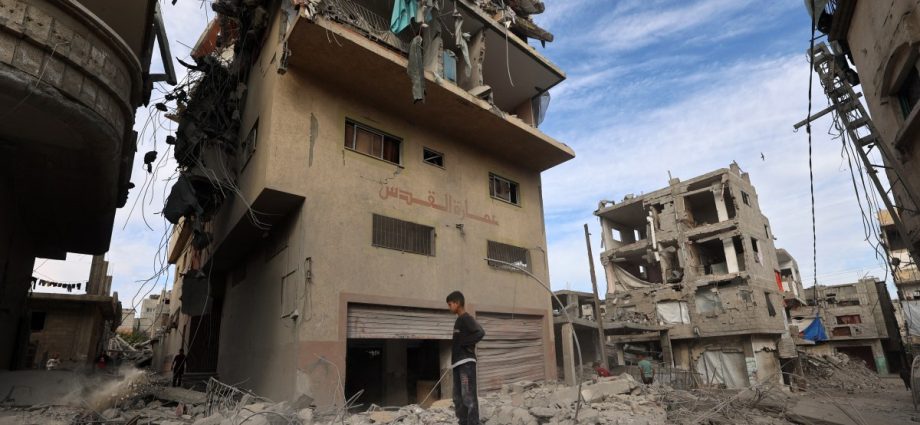 israel-carrying-out-‘live-streamed-genocide’-in-gaza,-amnesty-says