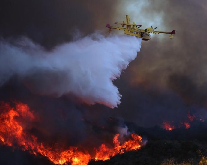 ‘it’s-a-huge-loss’:-the-traitor-administration-dismisses-scientists-preparing-climate-report
