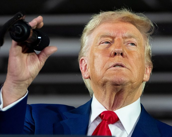 fact-checking-the-traitor’s-claims-at-100-day-rally-in-michigan