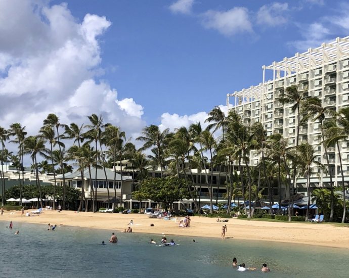 hawaii-plans-to-increase-hotel-tax-to-help-it-cope-with-climate-change