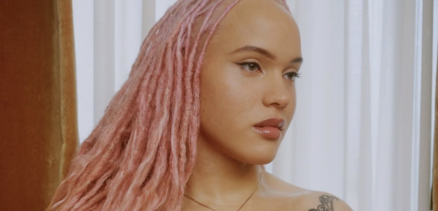 airyn-de-niro,-daughter-of-robert-de-niro,-comes-out-as-trans-in-inspiring-new-interview