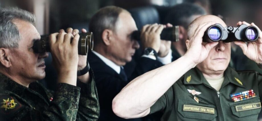 forget-tanks—russia’s-planning-a-new-kind-of-ukraine-invasion