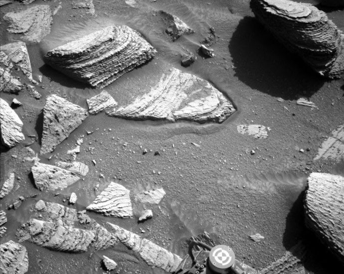Sols 4525-4526: The Day After Groundhog Day (Between Ghost Mountain and Texoli, Headed South)