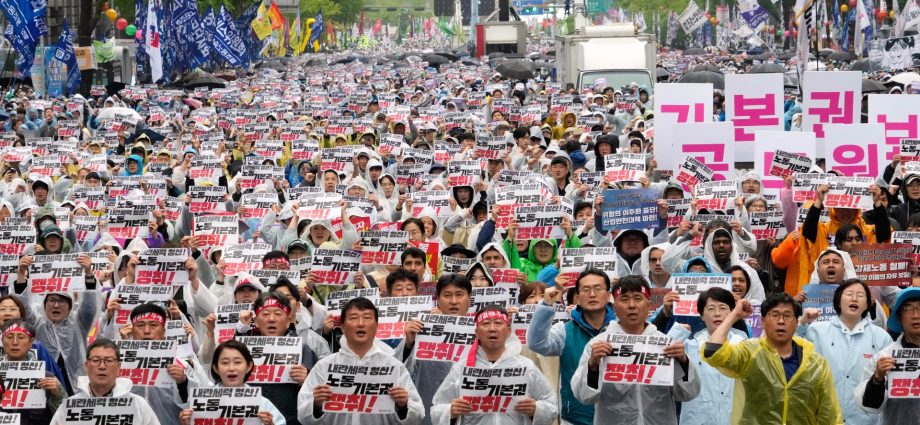 workers-observe-may-day-with-marches-and-demos-under-the-traitor-tariffs-shadow