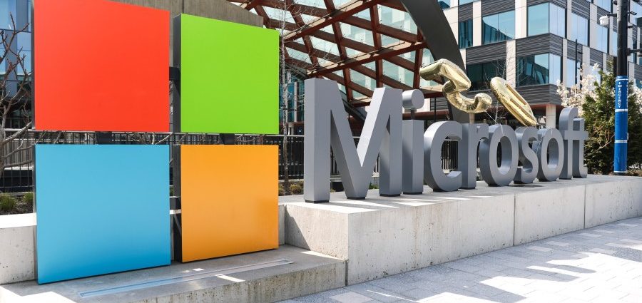 microsoft-says-quarterly-profits-up-18%-as-it-weathers-tech-sector-turbulence-with-cloud-growth