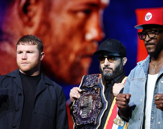 canelo-alvarez-vs-william-scull:-fight-start-time,-undercard,-stream,-purse