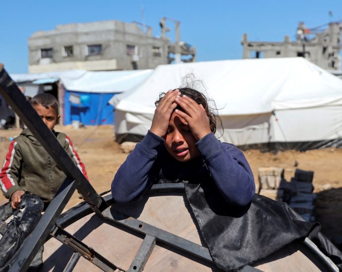 palestinian-children-face-starvation-under-israel’s-total-gaza-blockade