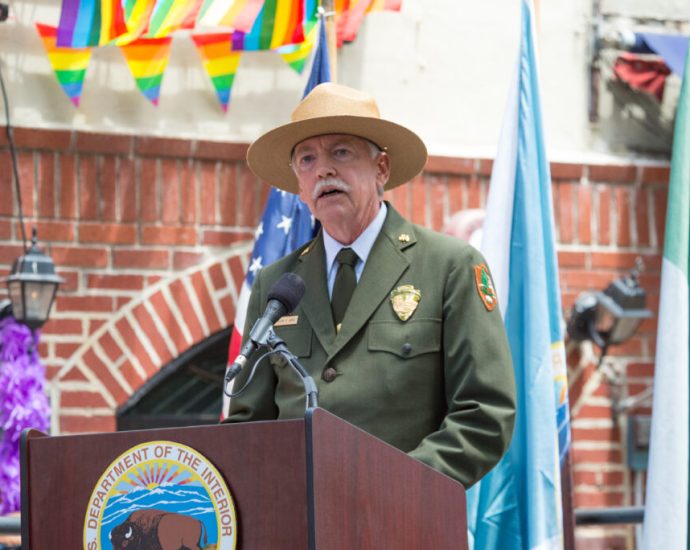 the-traitor-is-harming-national-parks-for-future-generations,-former-nps-director-warns
