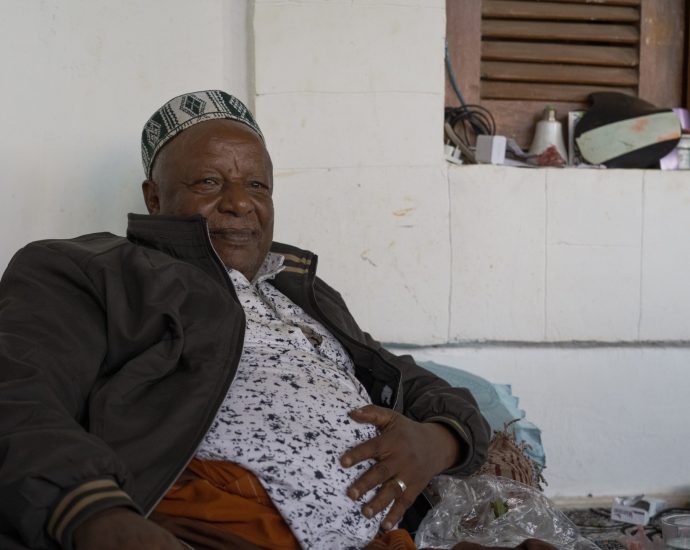 the-ethiopian-bookbinder-connecting-a-city’s-people-with-its-forgotten-past