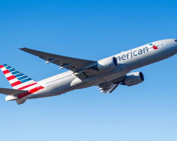 american-airlines-sues-chicago-o’hare-over-gate-allocations