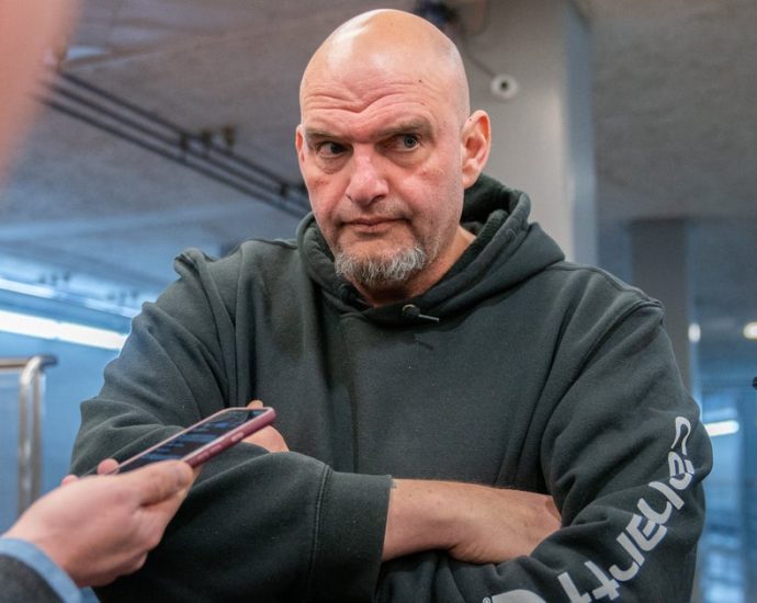 former-fetterman-staffer-sent-warning-letter-to-doctor-about-senator’s-‘bad-trajectory’:-report
