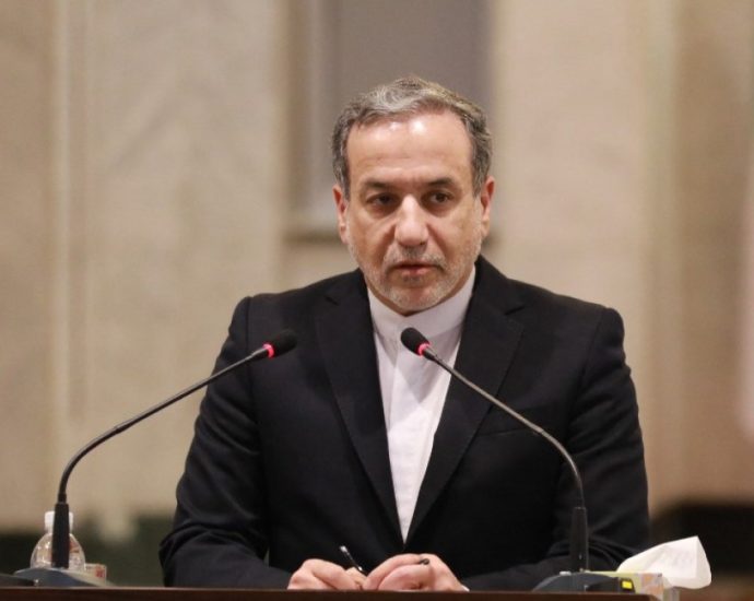 iran-reasserts-uranium-enrichment-rights-as-further-us-talks-delayed