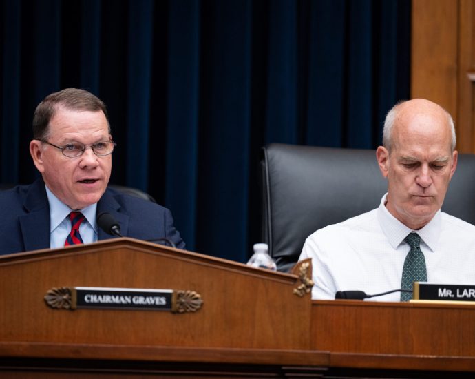 House Transportation advances reconciliation plan; focus on EV fee