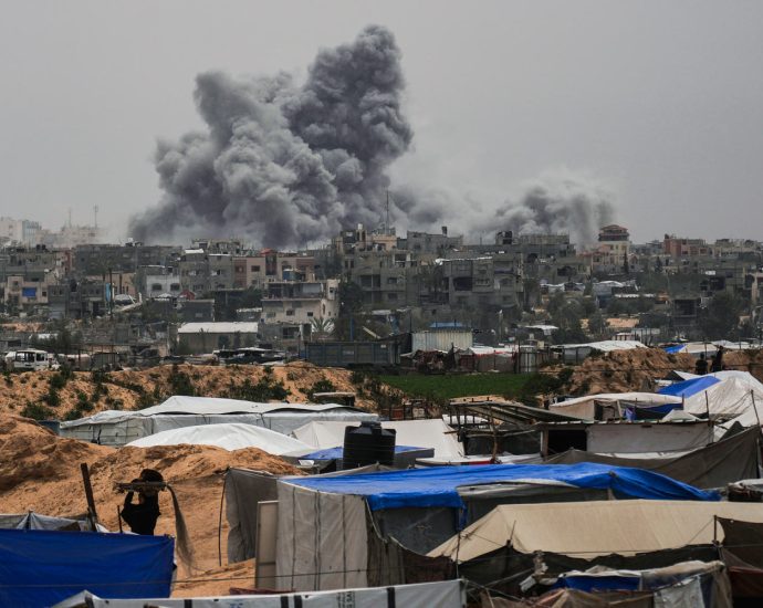 no-safe-place-left-in-gaza-as-israel’s-‘humanitarian-zones’-shrink