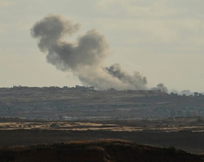 israel-calling-up-tens-of-thousands-of-reservists-to-expand-war-on-gaza