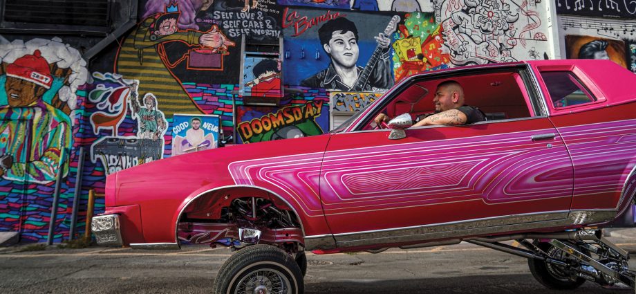 an-intimate-look-at-new-mexico’s-lowrider-culture