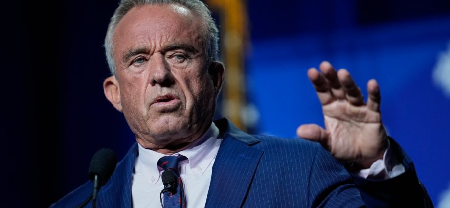 rfk-jr.-tells-cdc-to-go-all-in-on-bogus-vitamin-‘cures’-for-measles
