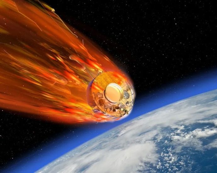 Scientists chased a falling spacecraft with a plane to understand satellite air pollution