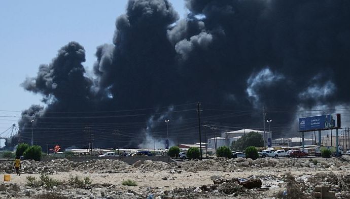 fires-rage-in-port-sudan-after-alleged-paramilitary-drone-strike