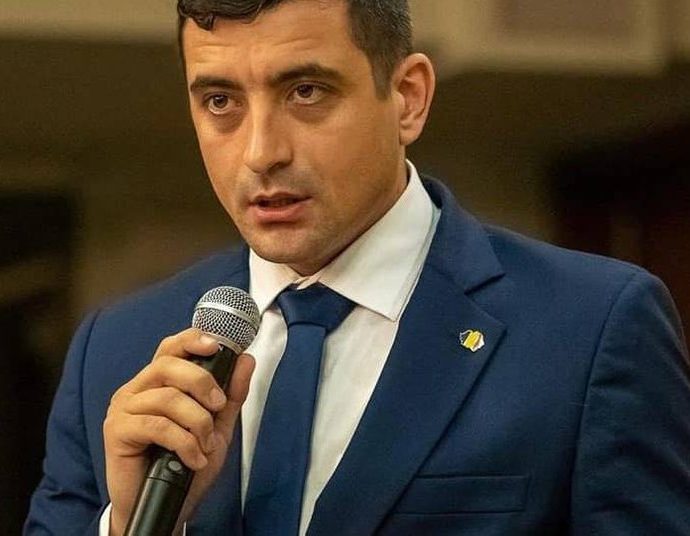 pro-russian-simion-leads-romanian-election-first-round,-criticizes-arms-supplies-to-ukraine