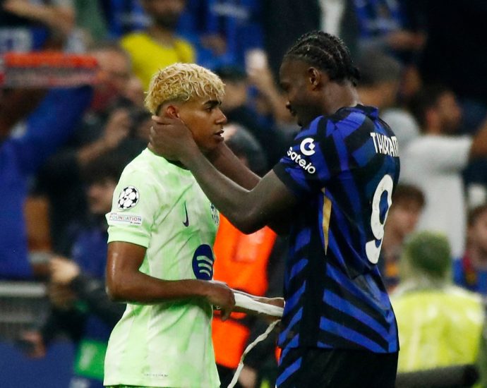 inter-defeat-barcelona-by-equalling-champions-league-semifinal-record