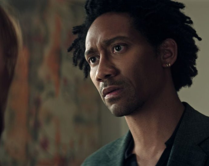 disrupting-joe-goldberg:-griffin-matthews-brings-queer-black-realness-to-netflix’s-‘you’
