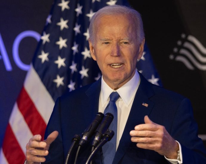 joe-biden-gives-stunning-answer-when-asked-if-he-should-have-withdrawn-earlier