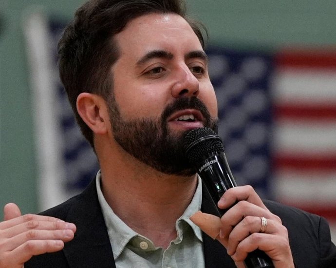 cory-bowman,-jd-vance’s-half-brother,-secures-spot-in-cincinnati-mayoral-race