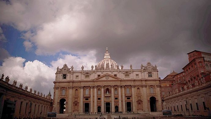thousands-watch-black-smoke-billow-from-sistine-chapel