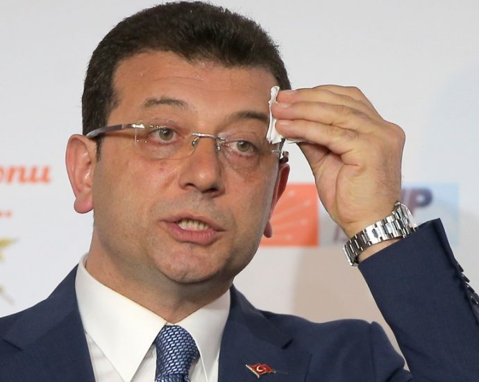 x-restricts-access-to-jailed-istanbul-mayor’s-account-after-turkey’s-request