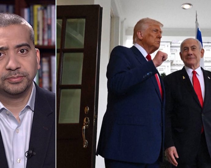 “fascism-isn’t-coming,-it’s-here”:-mehdi-hasan-on-the-traitor,-gaza-&-leaving-msnbc-to-start-zeteo