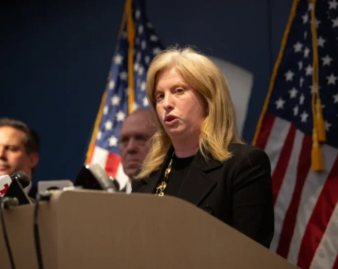 criminal-probe-pretext-for-nypd-ice-cooperation-alarms-immigrant-advocates