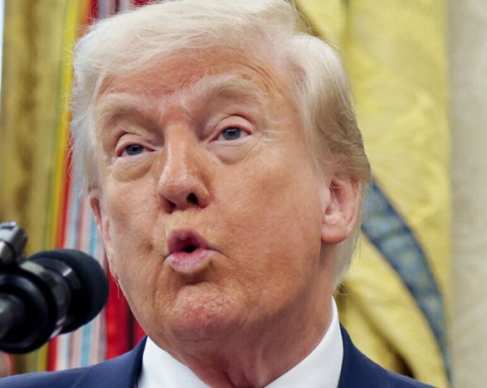 another-top-comedian-rules-out-working-in-the-traitor’s-america-over-‘locked-up’-fears
