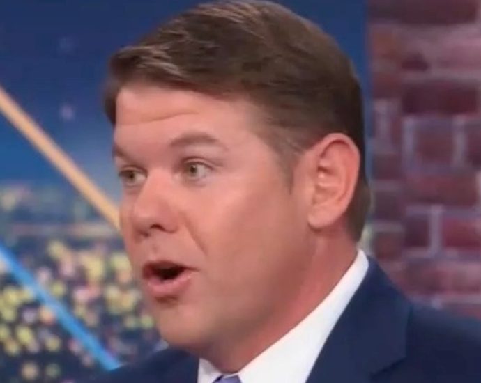 conservative-host-scorched-for-setting-the-bar-‘extremely-low’-on-the-traitor