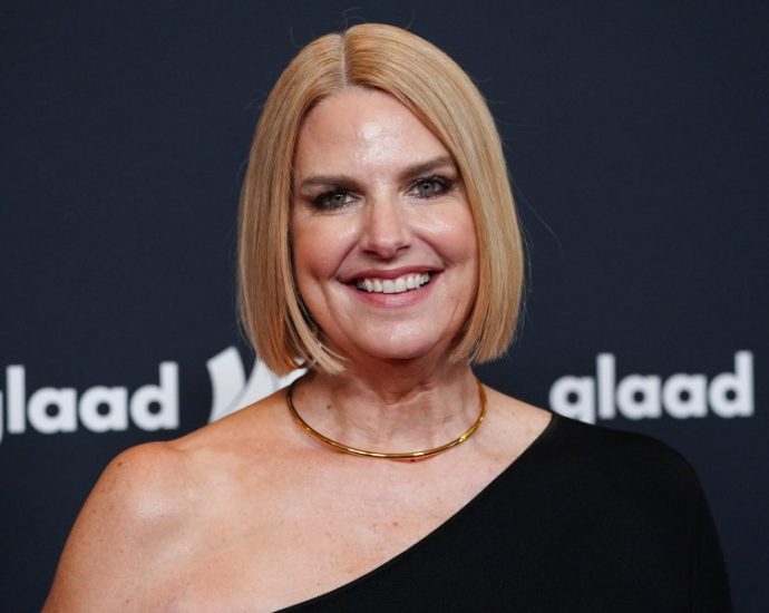 major-social-media-platforms-fail-to-protect-lgbtq-users,-advocacy-group-glaad-says