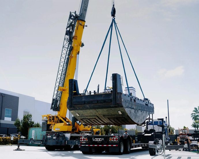 arc-boat-converts-a-tugboat-to-electric-drive-for-the-port-of-la