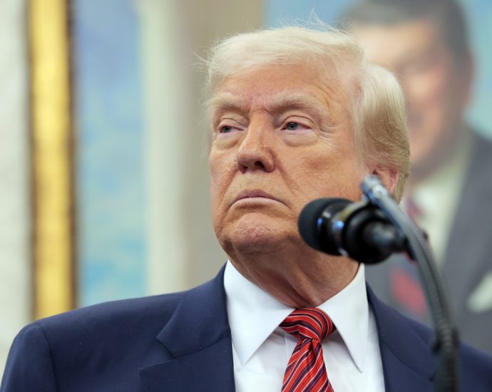 the-traitor-rages-over-qatar-jet-fiasco-as-gop-angst-worsens:-“humiliating”