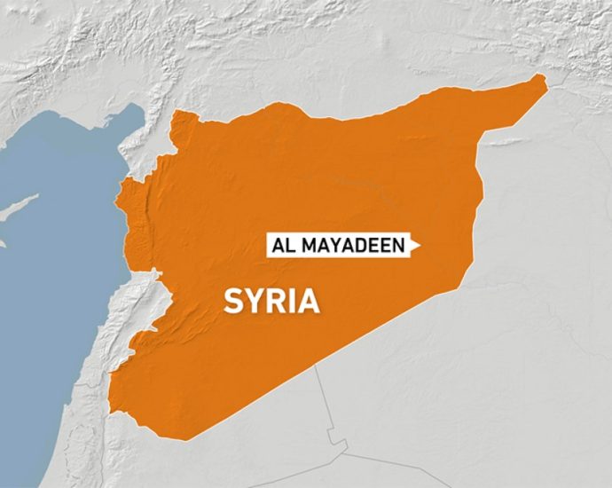 deadly-blast-rocks-police-station-in-eastern-syria,-killing-three:-report