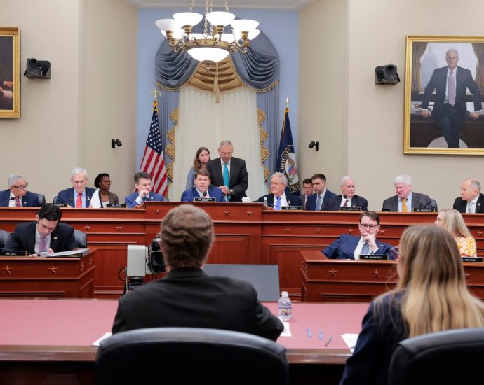 the-traitor’s-massive-tax-cut-bill-passes-key-us-house-committee-vote